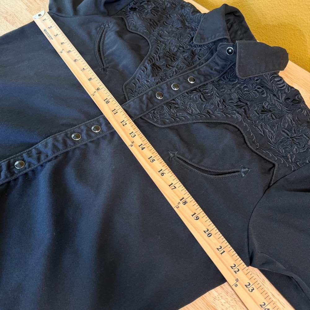 Scully Gunfighter Floral Embroidered Shirt Size M Black Western Snap Button - Picture 11 of 14